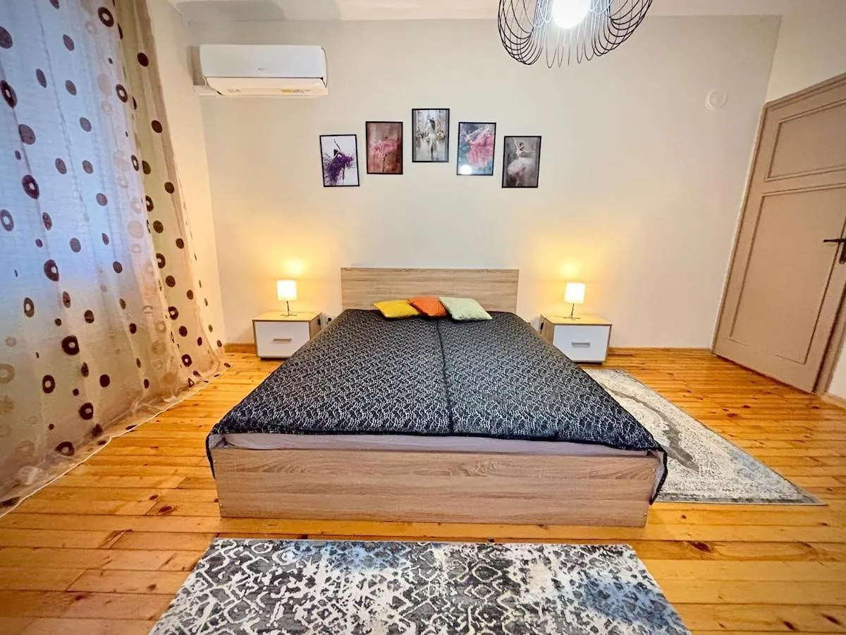 Просторен И Уютен Двустаен В Долен Лозенец - Кварталът На Артистите Sofia Apartment